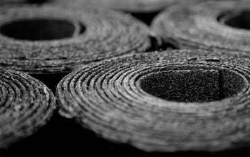 Barking bitumen roof disadvantages